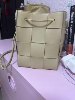 （分類：）位於 。 由 rhdiskxnd 提交（商品編號 1237865781，圖片 1）。簡介： 。