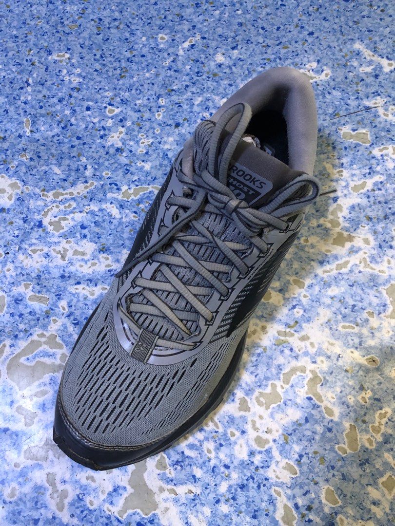Brooks Ghost 10 Mens Road Running Shoes(29 cm) (Category: Sneakers) located in Baguio. Submitted by master_of_brands (Listing ID 1237709479, Image 3). Description: Authentic Brooks Ghost 10 Mens Road Running Shoes Size 11 US/29 cm/45 Europe Slightly used Thick outsole No sole separation No box In perfect condition .