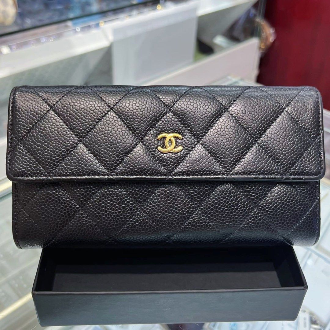 18C Chanel TIFFANY MEDIUM CAVIAR, Luxury, Bags & Wallets on Carousell