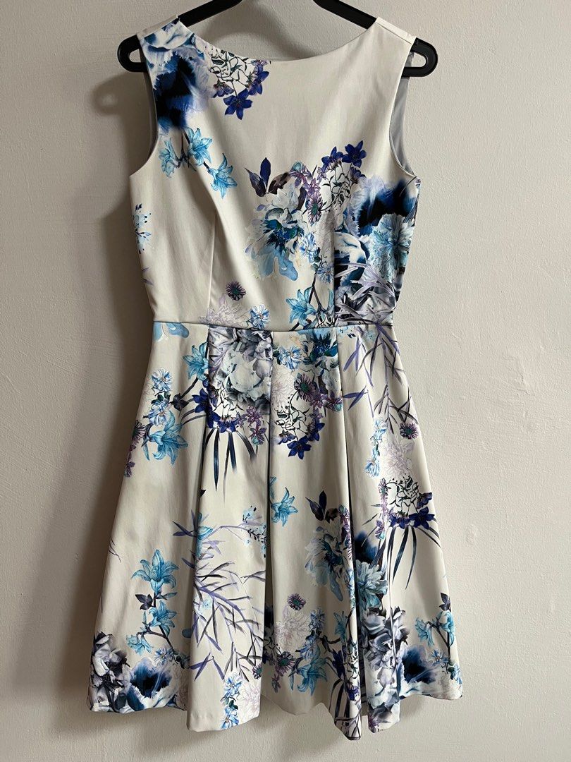 Closet london white dress store