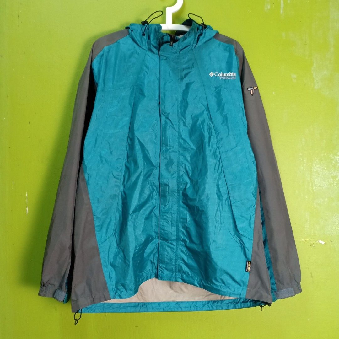 Columbia Titanium Windbreaker, Men's Fashion, Coats, Jackets and Outerwear  on Carousell