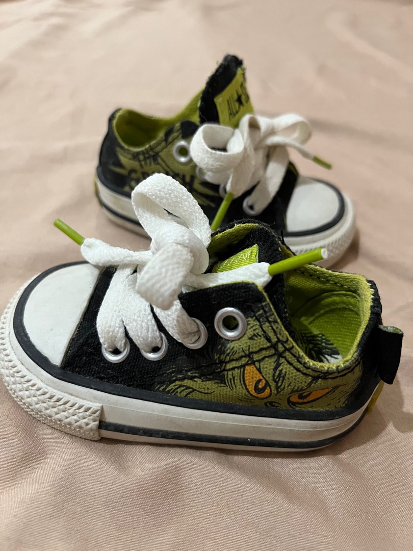 Converse Grinch infant shoes 11cm us2, Babies & Kids, Babies & Kids Fashion on Carousell