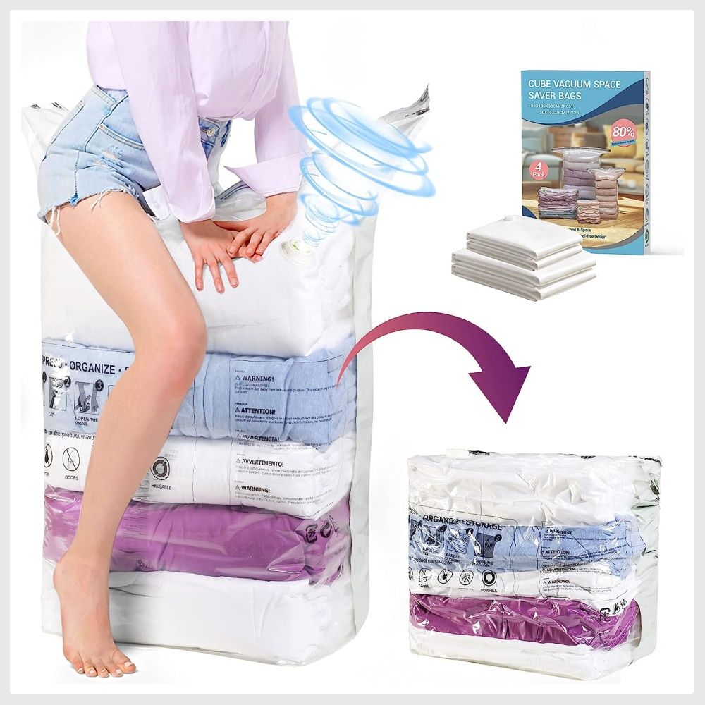 Airtight vacuum clearance bag with pump