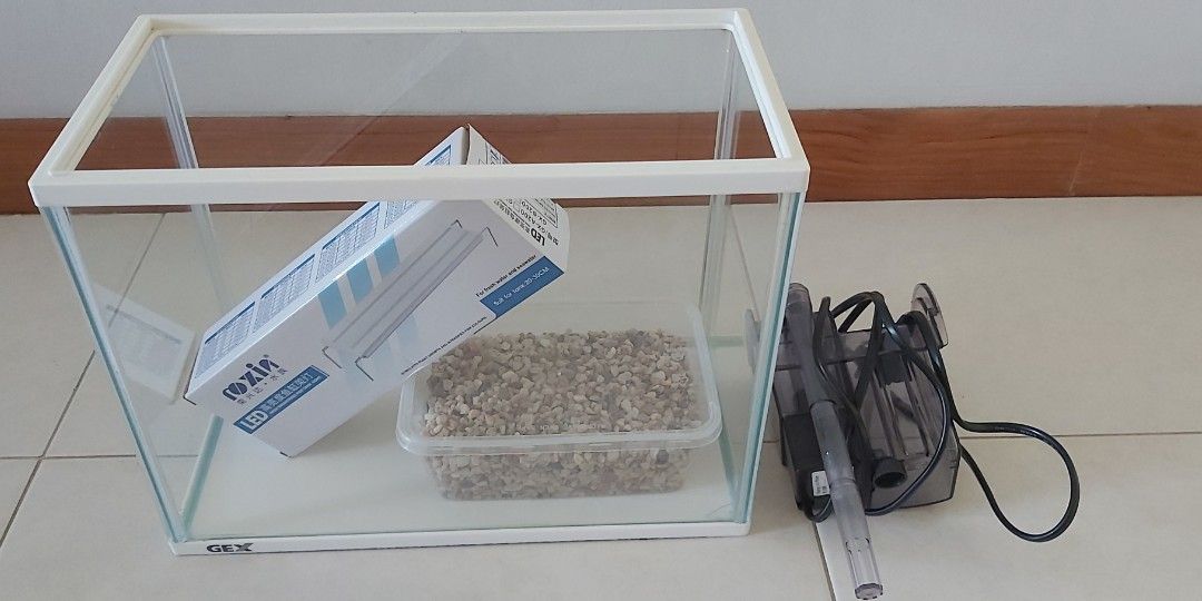 Fish Tank Set (Free gravels), Pet Supplies, Homes & Other Pet