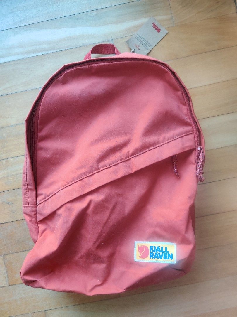 Fjallraven Vardag 25 backpack, Women's Fashion, Bags & Wallets