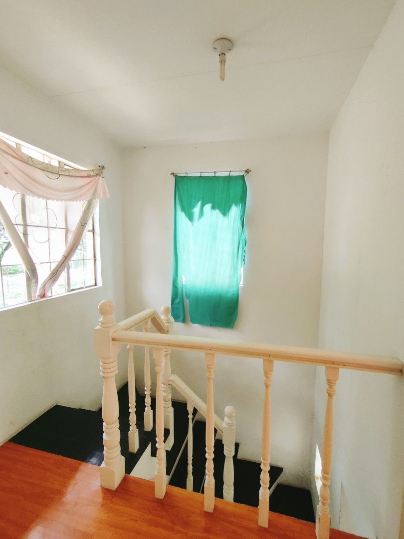 FORECLOSED GATED HOUSE AND LOT IN TIERRA NEVADA GENERAL TRIAS Cavite