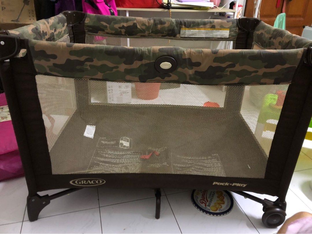 Graco baby bed, Babies & Kids, Baby Nursery & Kids Furniture, Childrens