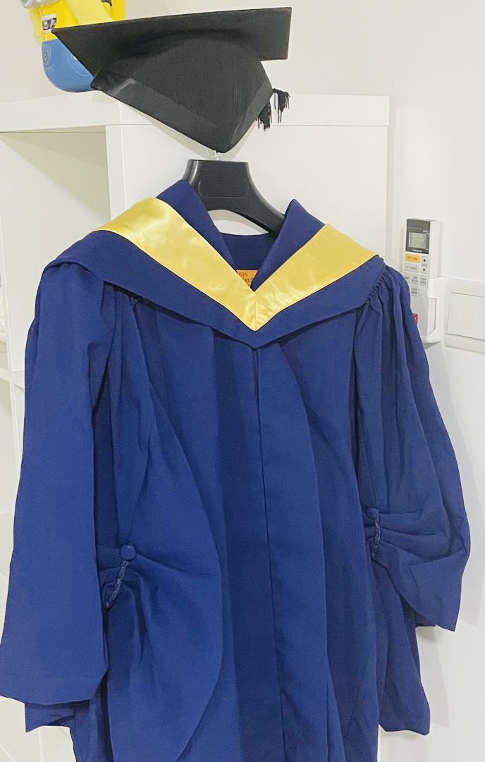 Graduation Gown (NUS Science), Women's Fashion, Coats, Jackets and
