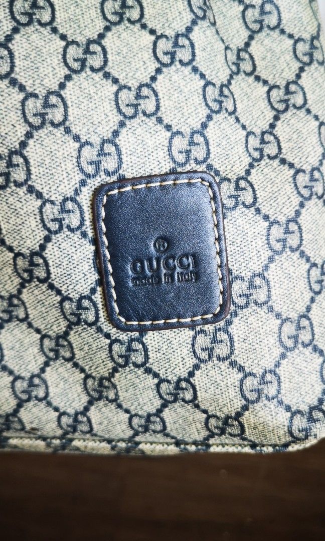 Gucci laptop/briefcase, Luxury, Bags & Wallets on Carousell