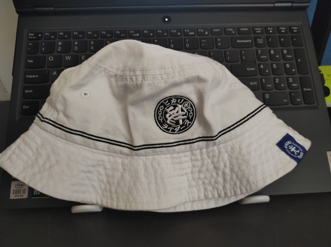 Hikari bucket hat outlet