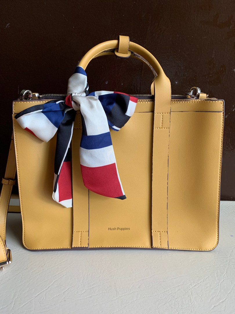 Hush Puppies Sling Bag, Luxury, Bags & Wallets on Carousell