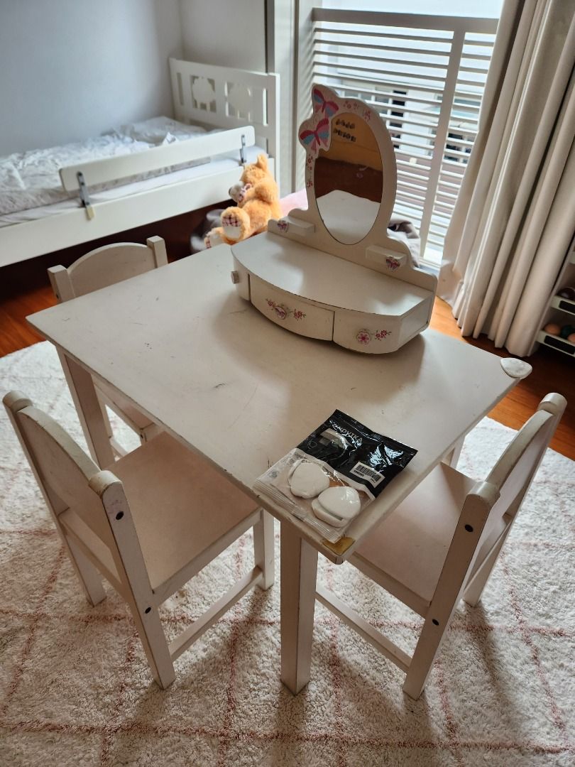 Mia clearance kids table