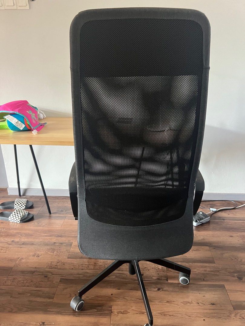 Ikea office chair MARKUS Office chair, Vissle dark grey, Furniture & Home Living, Furniture