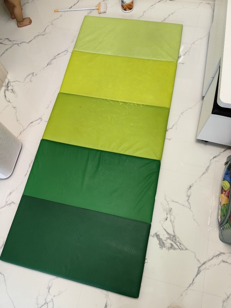IKEA playmat 兩塊, 兒童＆孕婦用品, 嬰兒玩具 Carousell