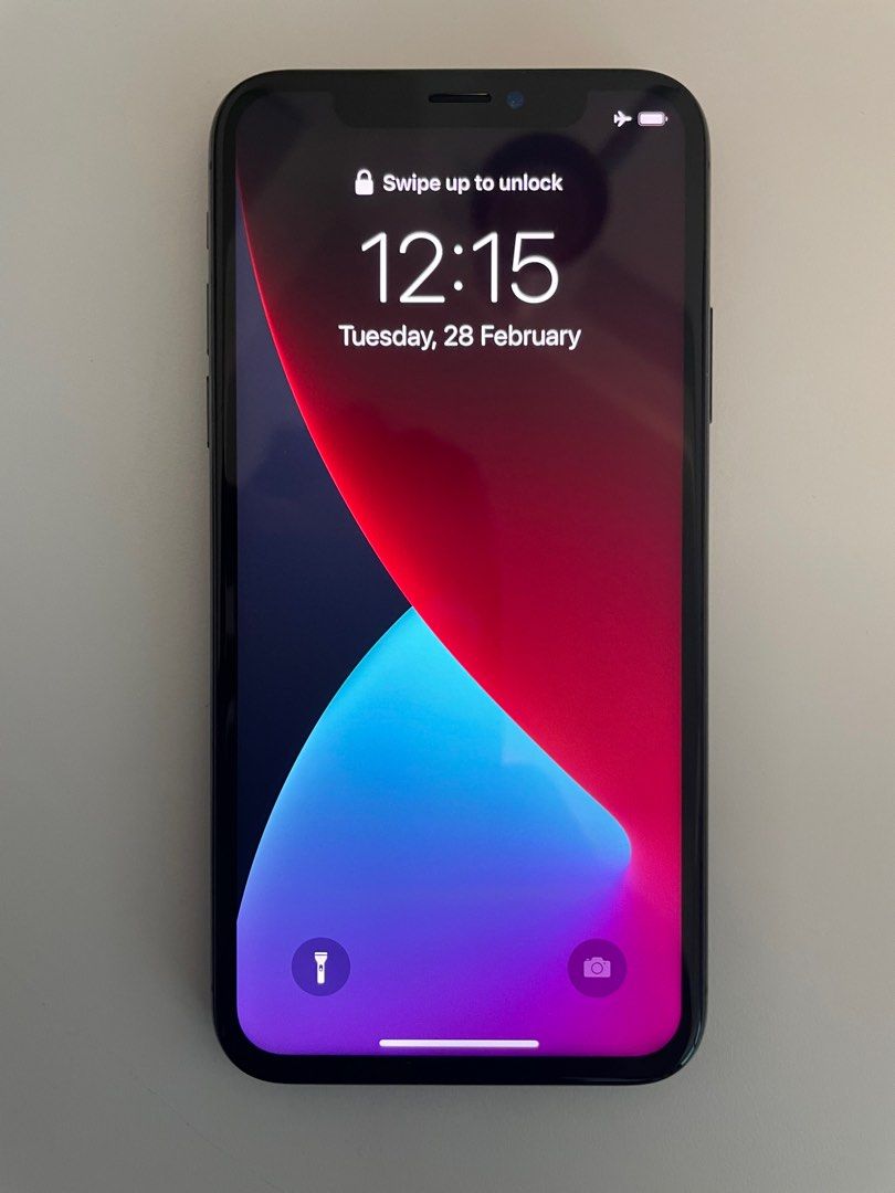 Buy iPhone X 256GB Silver with warranty? Lowest price - Reswipe