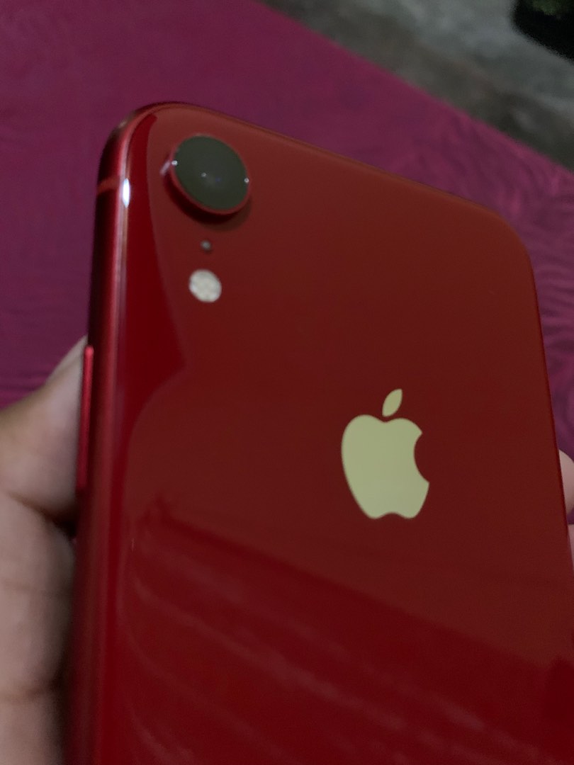 iphone xr on Carousell