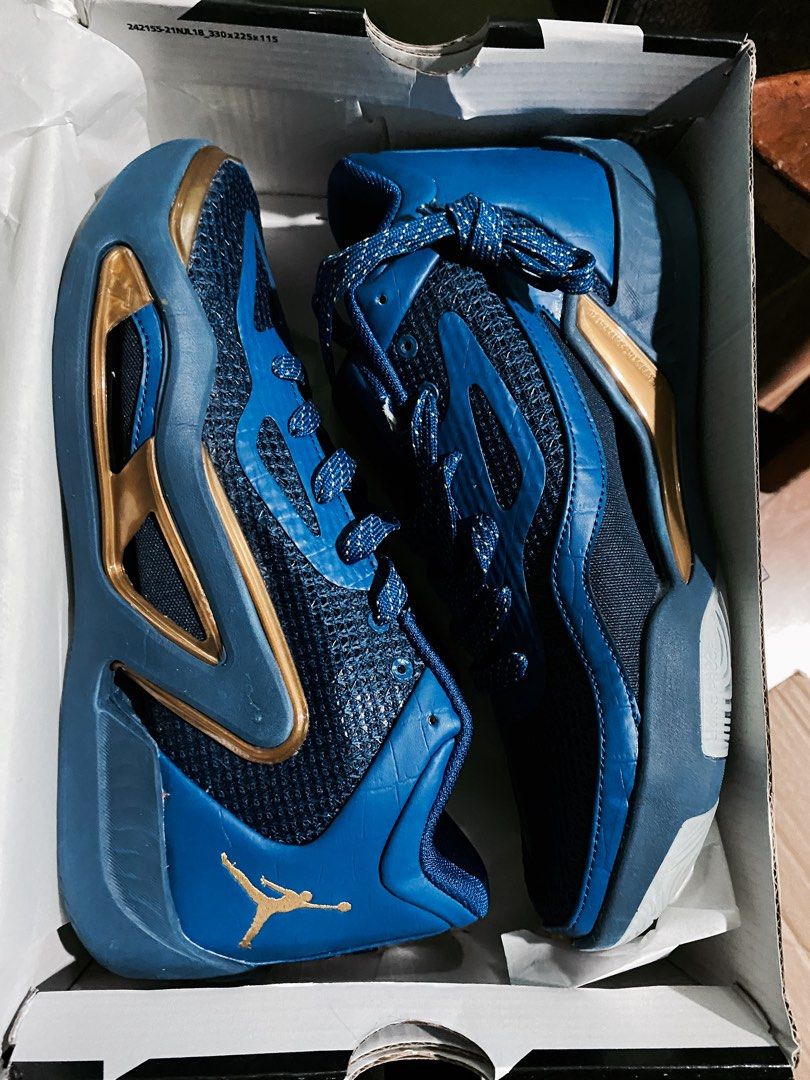 Jordan Tatum 1 (Category: Sneakers) located in Bago City. Submitted by majinx30 (Listing ID 1237855466, Image 1). Description: Auth Mall-pull out US Womens 8.5-9 US Mens 7-7.5.