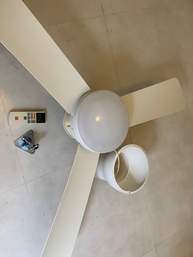 KDK ceiling fan with light, Furniture & Home Living, Lighting & Fans