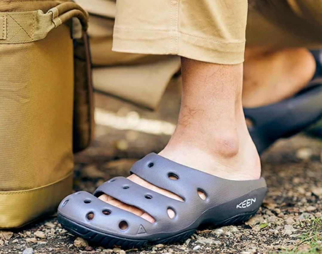 Keen yogui mens store