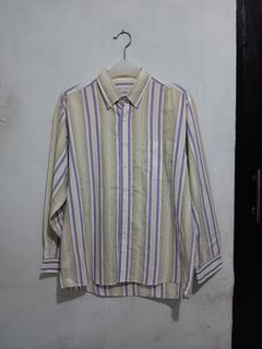 Kemeja lengan panjang
