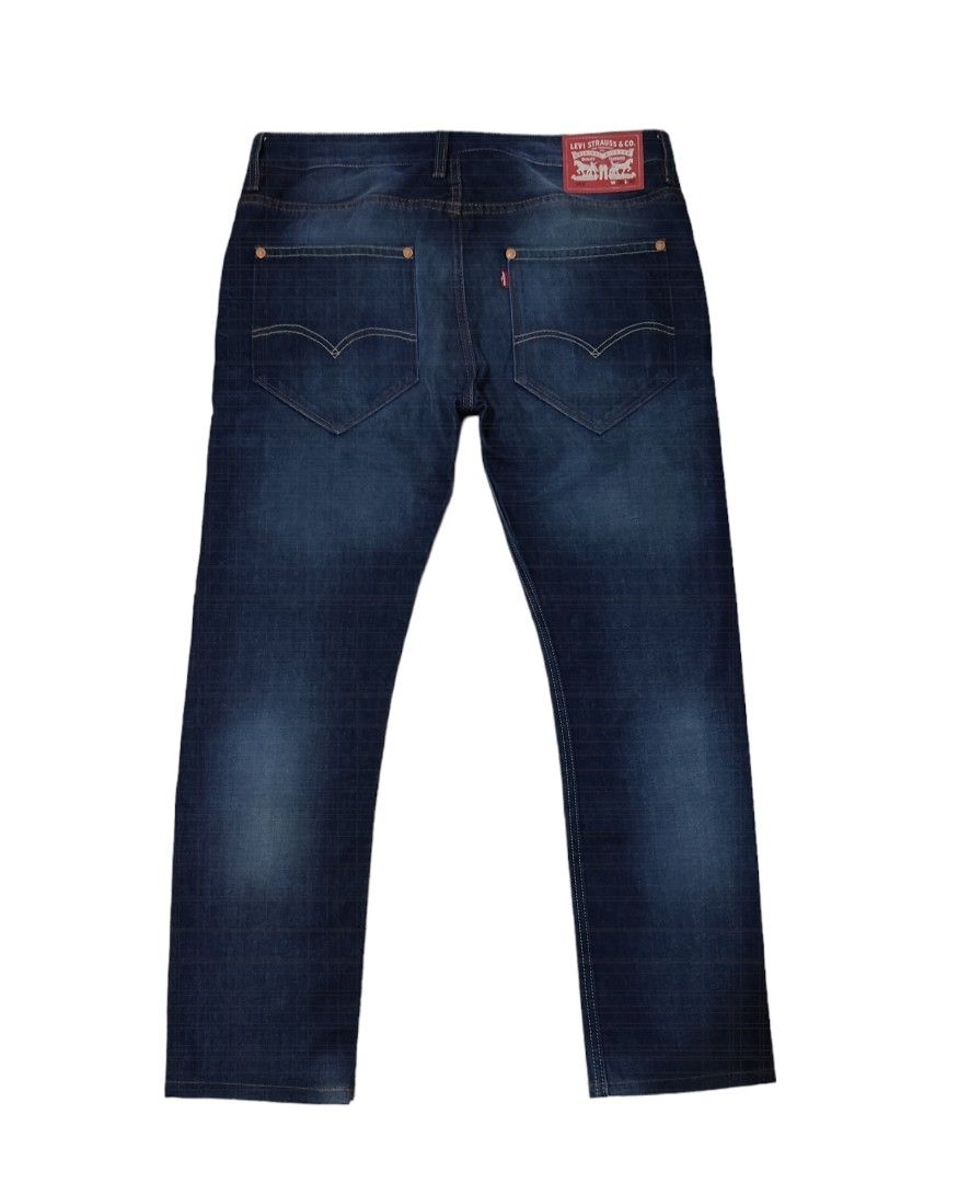 Levis 504 Jeans, Men's Fashion, Bottoms, Jeans on Carousell