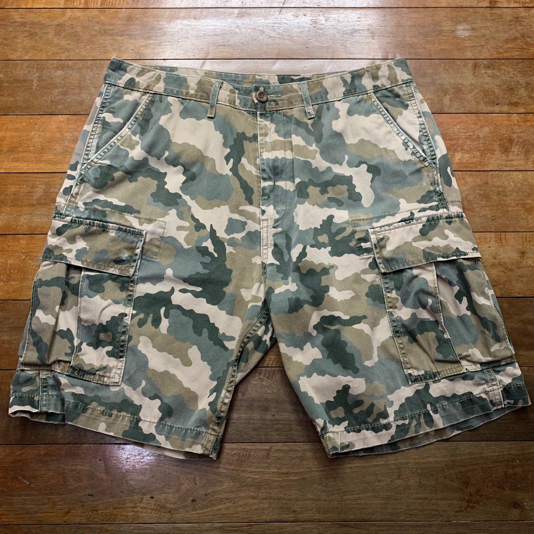 Levis cargo shorts hot sale