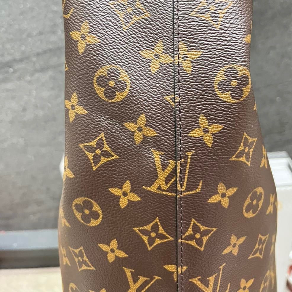 LOUIS VUITTON Monogram Flower Hobo Caramel 304014