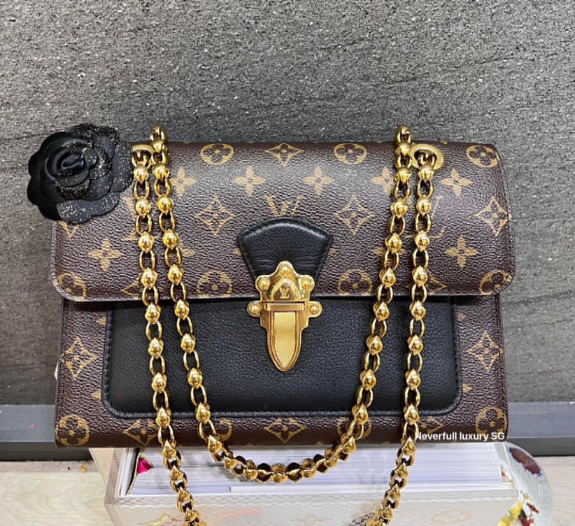 Victoire Chain Bag