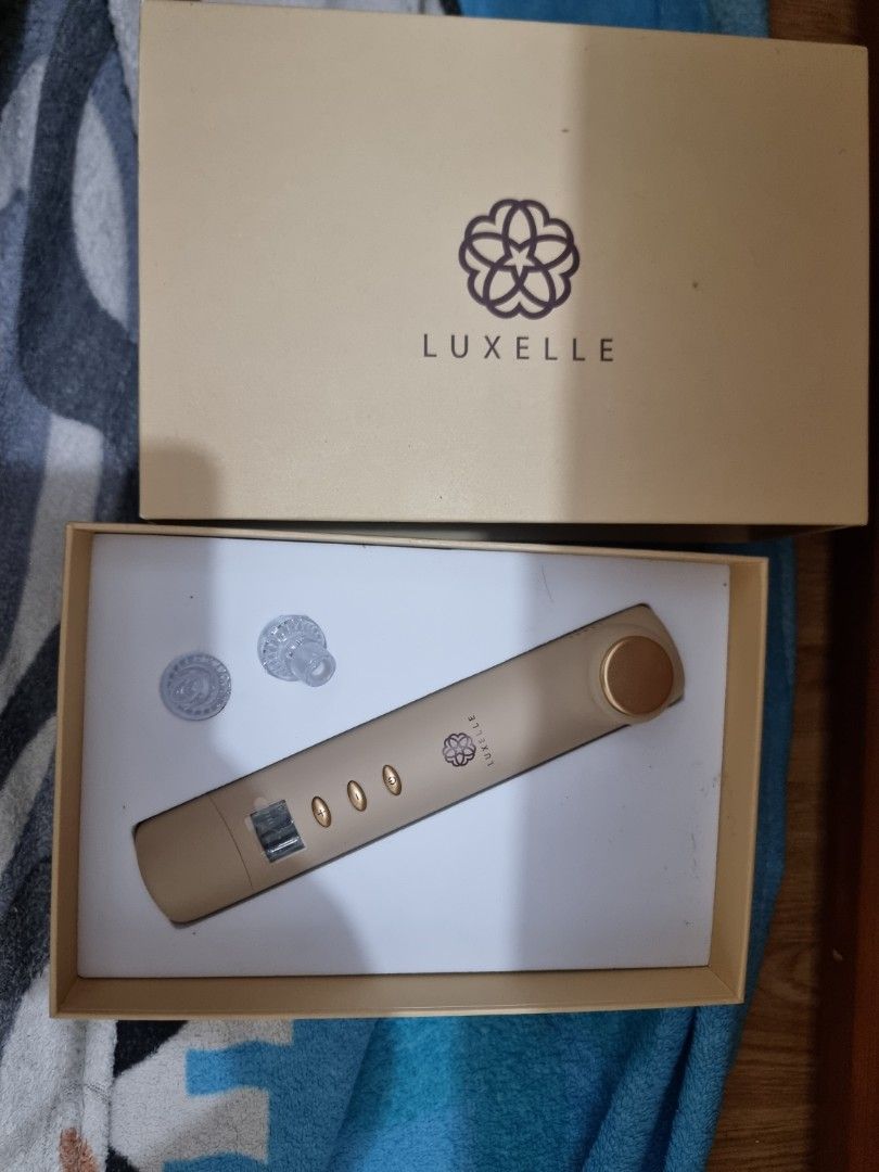 Luxelle prep n' fix pore care (Category: Face Care) located in Imus. Submitted by jennielyn08 (Listing ID 1237841634, Image 1). Description: rfs. di ko nagamit open it just tried it once kung working. bought it for 4k.
