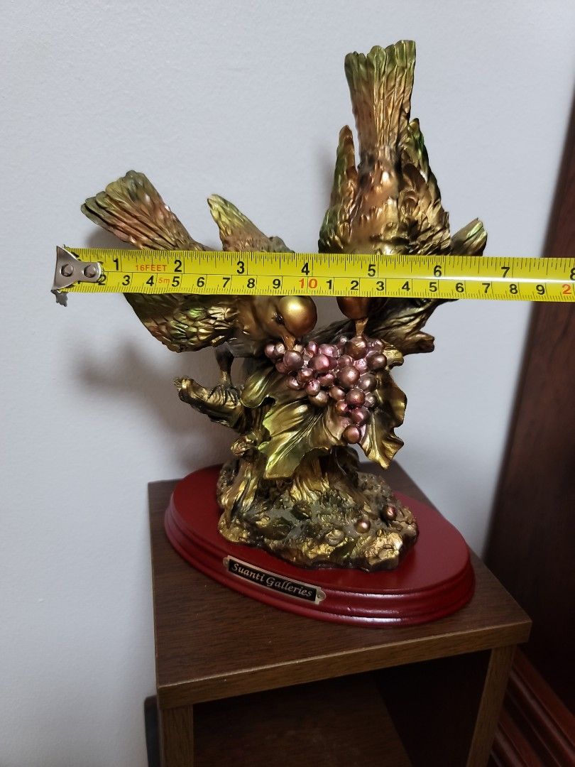 magpie statue, Furniture & Home Living, Home Decor, Other Home Decor on