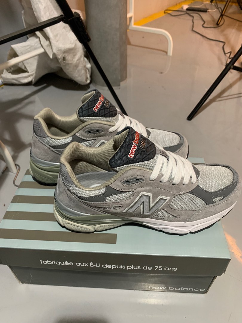 NB 990 V3 on Carousell