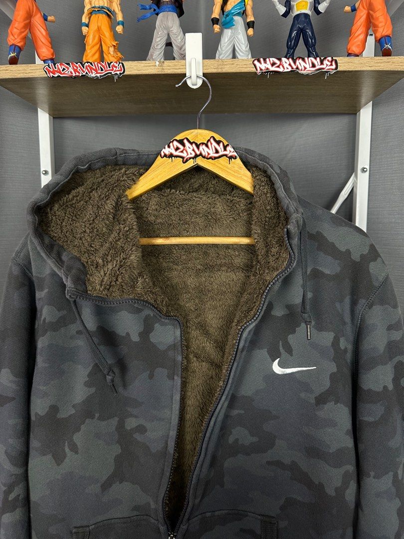 Nike camo zip up hoodie deals