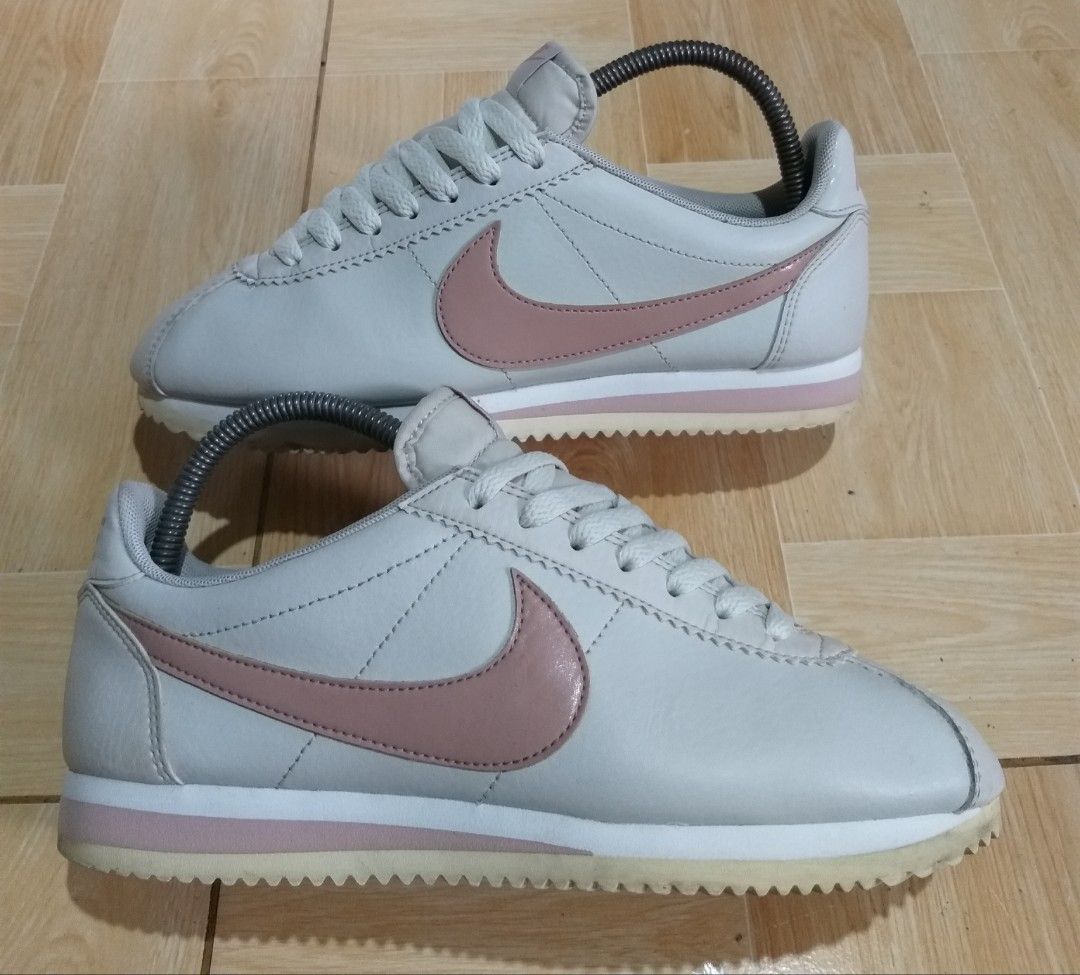 Nike classic hotsell cortez light bone