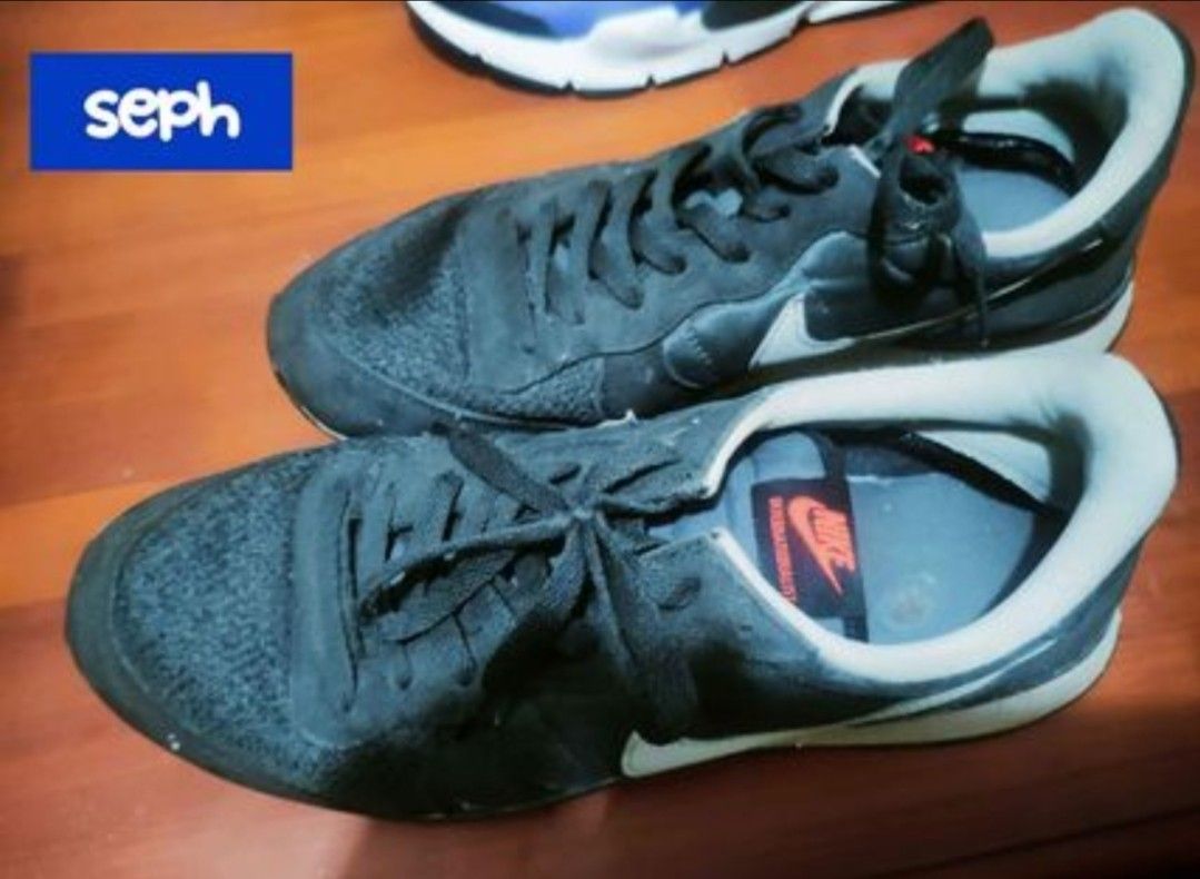 Nike Internationalist (Category: Sneakers) located in Caloocan City. Submitted by sefsepseph82550 (Listing ID 1237834748, Image 2). Description: Selling Pre-loved shoes!!! Nike Internationalist Size: 10US men's Very good for daily use. Uppers look decent Comfortable to use No Issue No soleseps No og box Dm me for sure buyers Thanks! God bless.