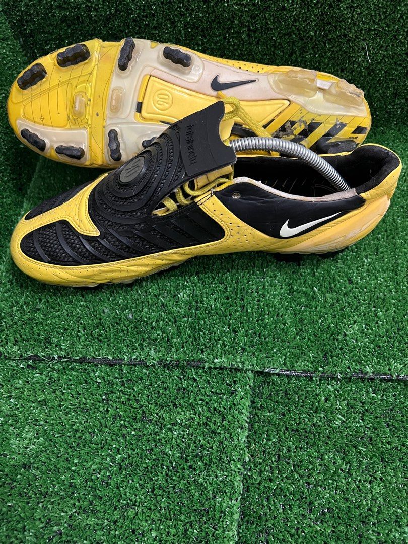 nike total 90 Men s Fashion Footwear Boots on Carousell