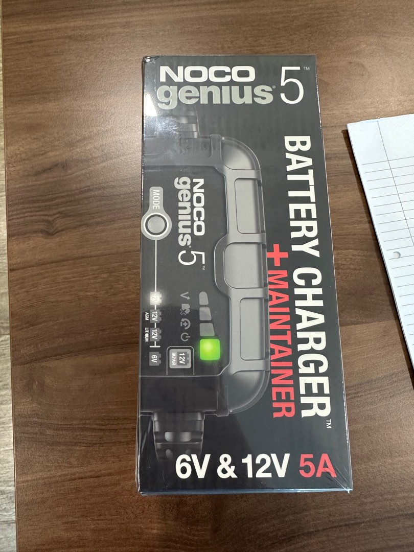 Noco Genius 5 - Battery Charger, Motorcycles, Motorcycle Accessories on  Carousell