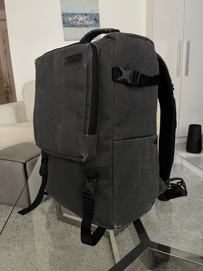 Pacsafe z16 hot sale
