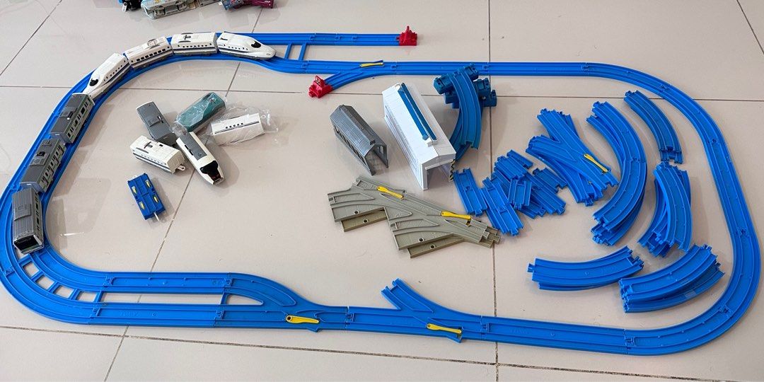 Takara hot sale tomy railway