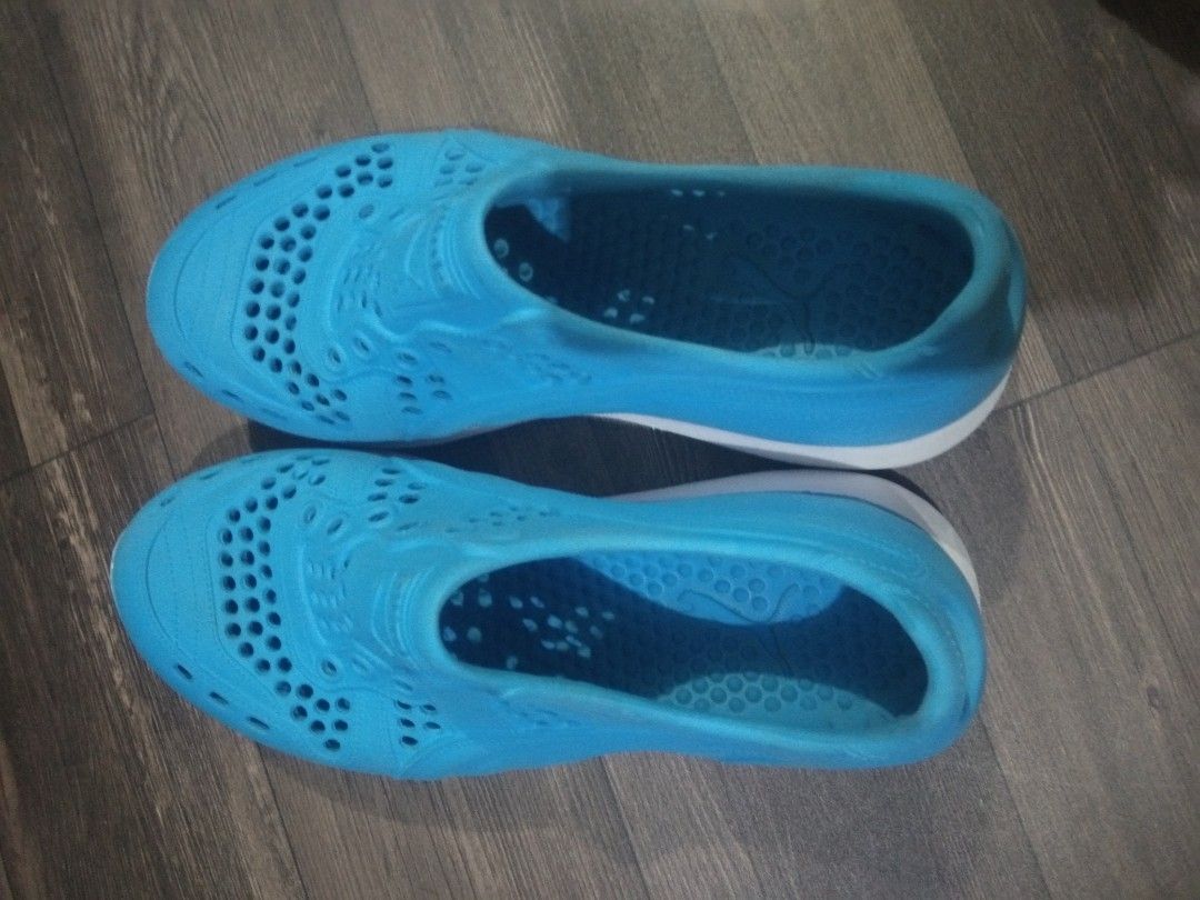 Puma shoes on Carousell