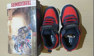 Sepatu anak