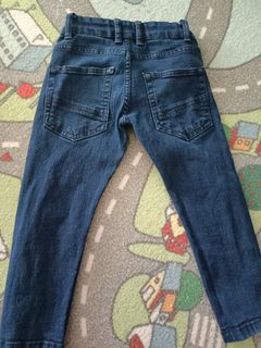 (Category: ) located in . Submitted by used2bours (Listing ID 1237772394, Image 1). Description: .
