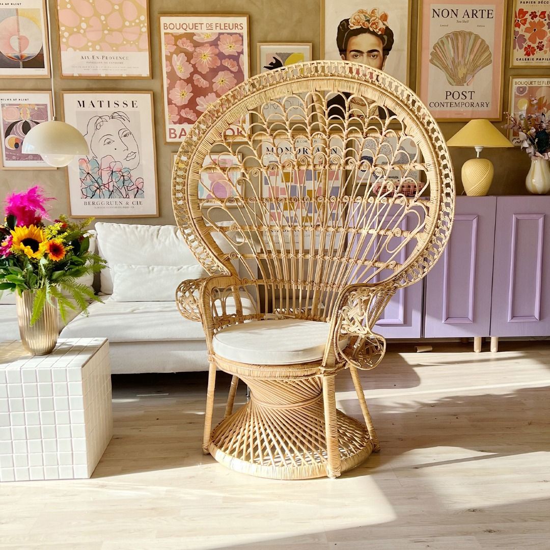 Grand deals peacock chair
