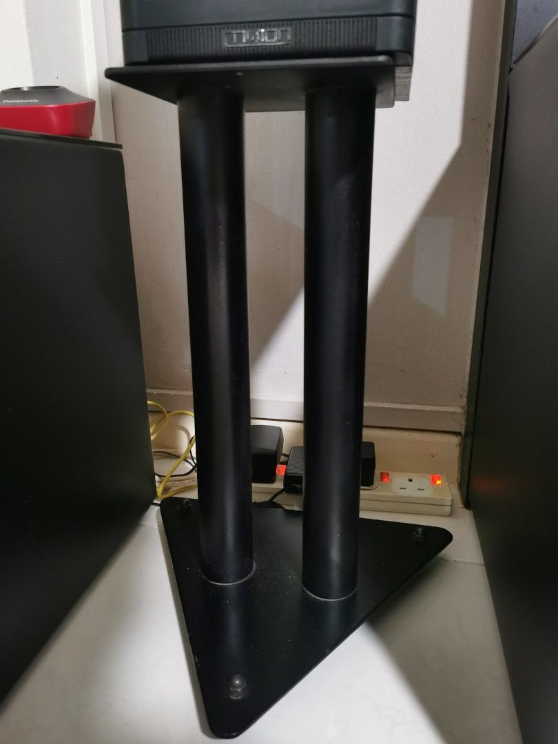 Speaker stand, spike type, Audio, Soundbars, Speakers & Amplifiers on