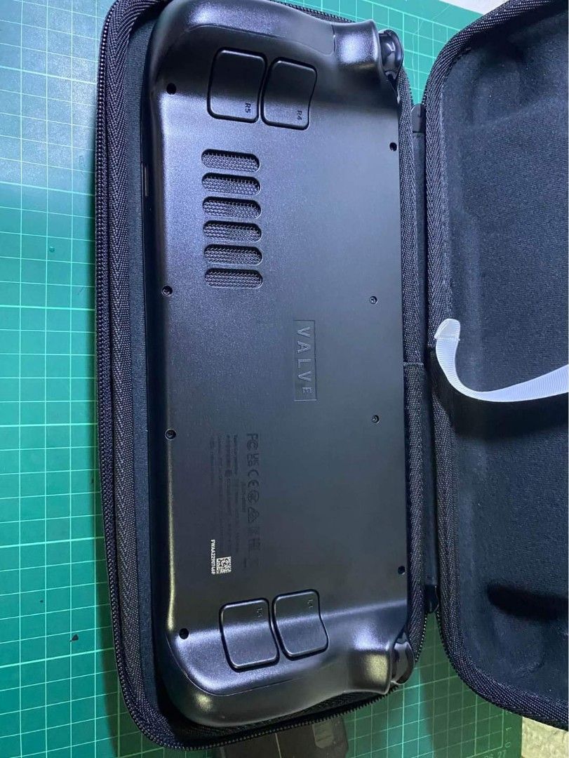 Steam deck 256 variant, Video Gaming, Video Games, Others on Carousell