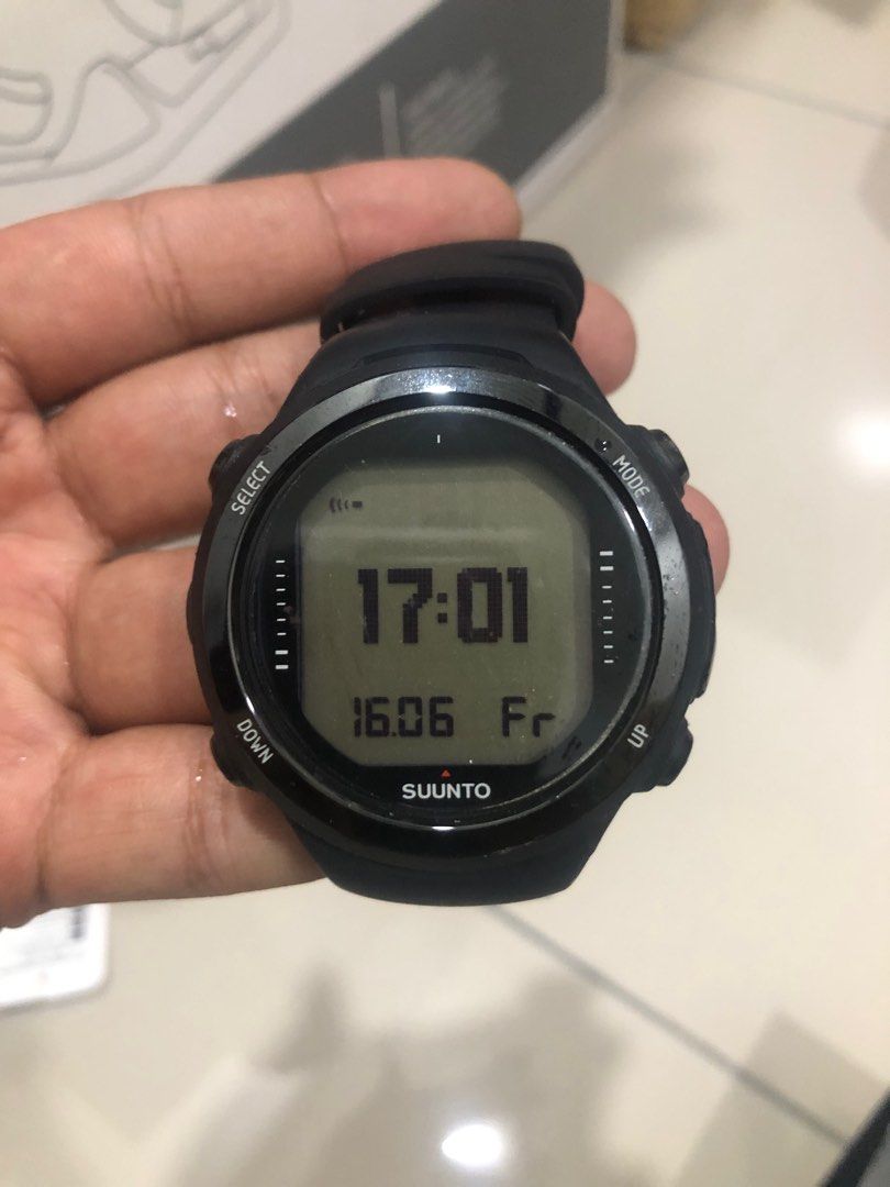 Suunto d4i compass store