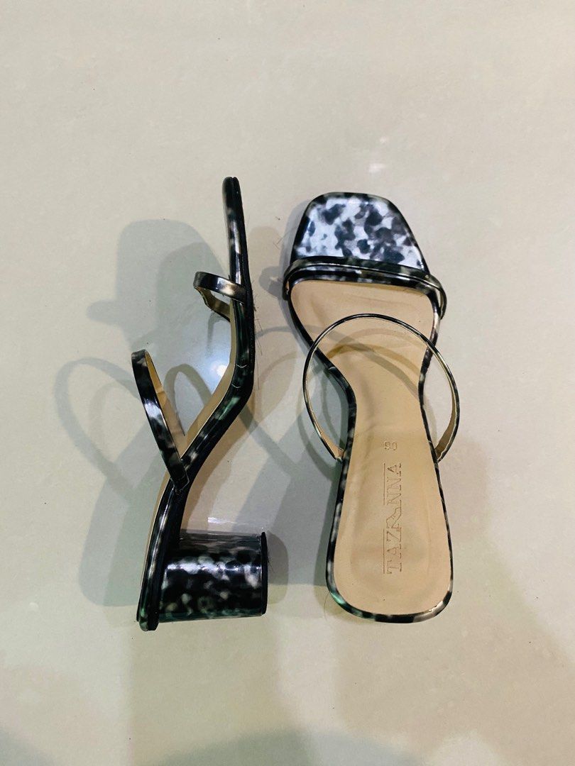 Tazanna black marble heels on Carousell