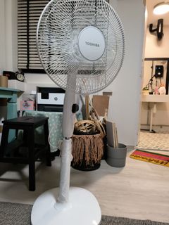Toshiba standing fan, Furniture u0026 Home Living, Lighting u0026 Fans, Fans on  Carousell