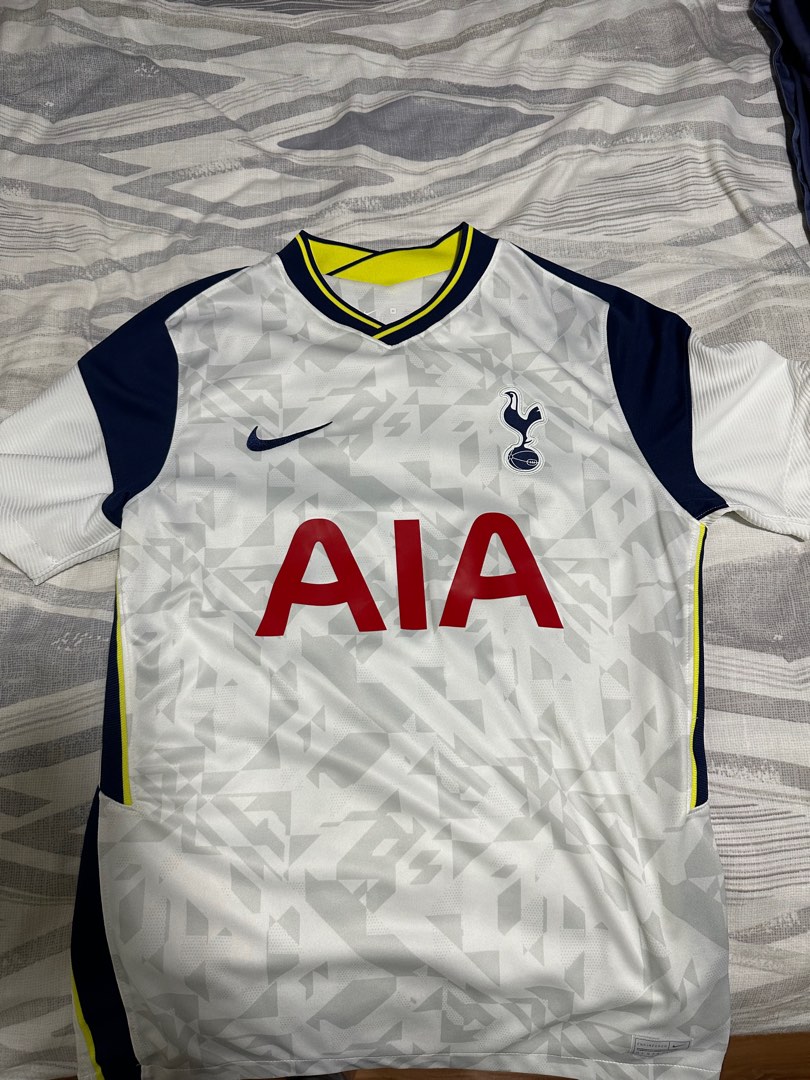 Tottenham hotspur home jersey, Men's Fashion, Activewear on Carousell