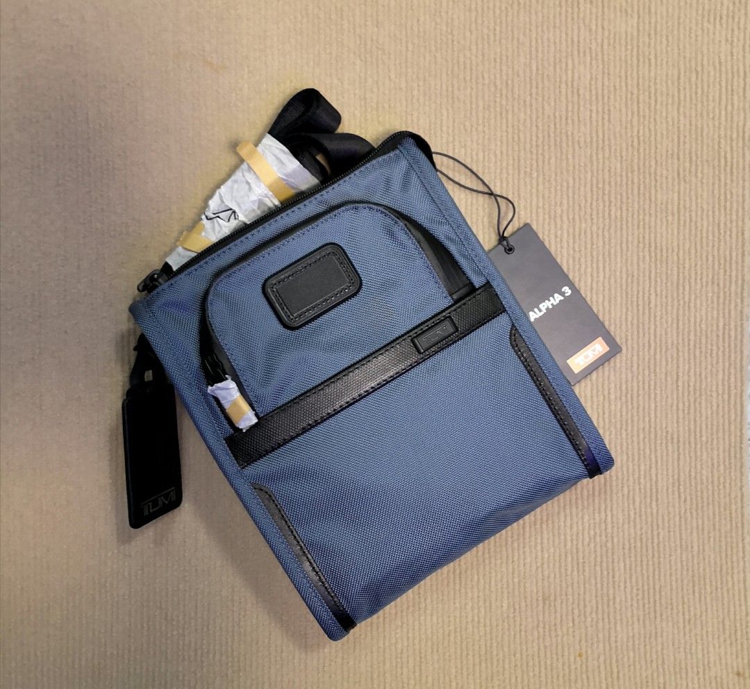 Tumi pocket bag hotsell small alpha 3