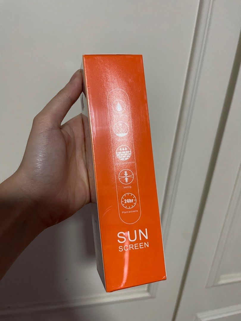 V7 Korean Sunscreen Spray Lotion SPF50, Beauty & Personal Care, Face